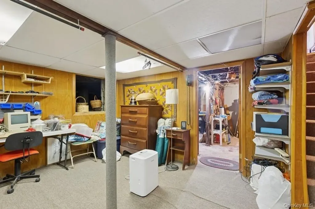 43 Hill Street Wading River NY 11792