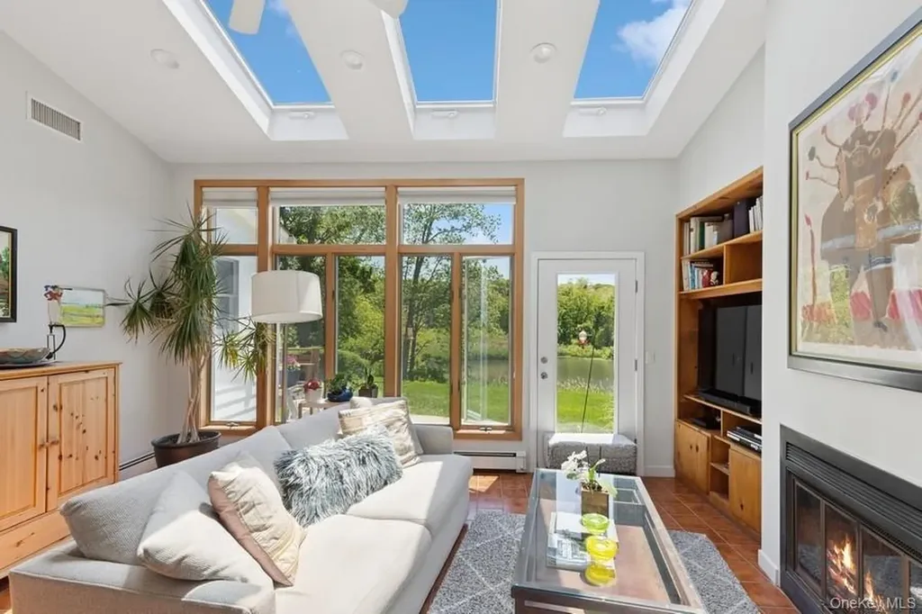 43 Hill Street Wading River NY 11792