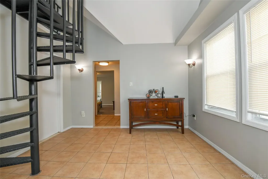 10109 97th Avenue Ozone Park NY 11416