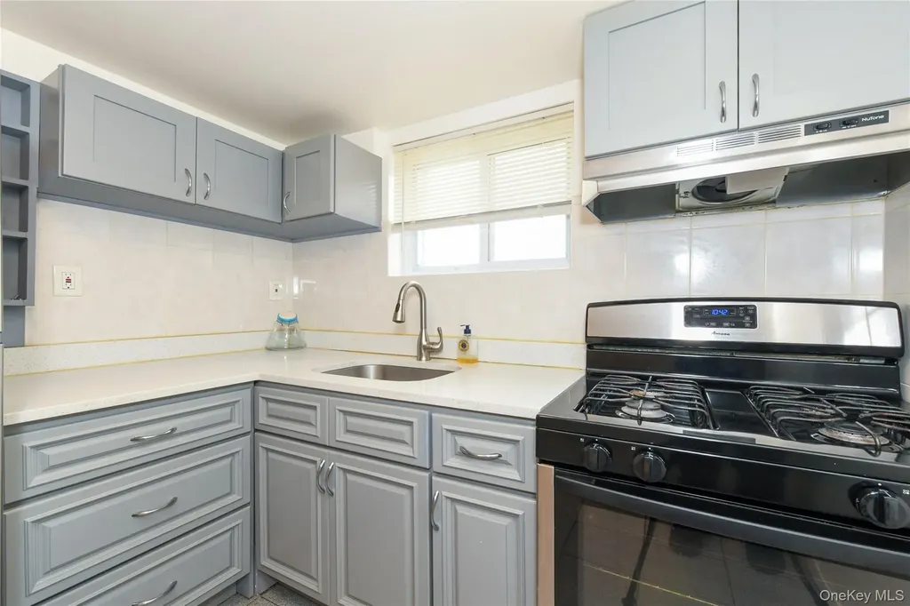 10109 97th Avenue Ozone Park NY 11416