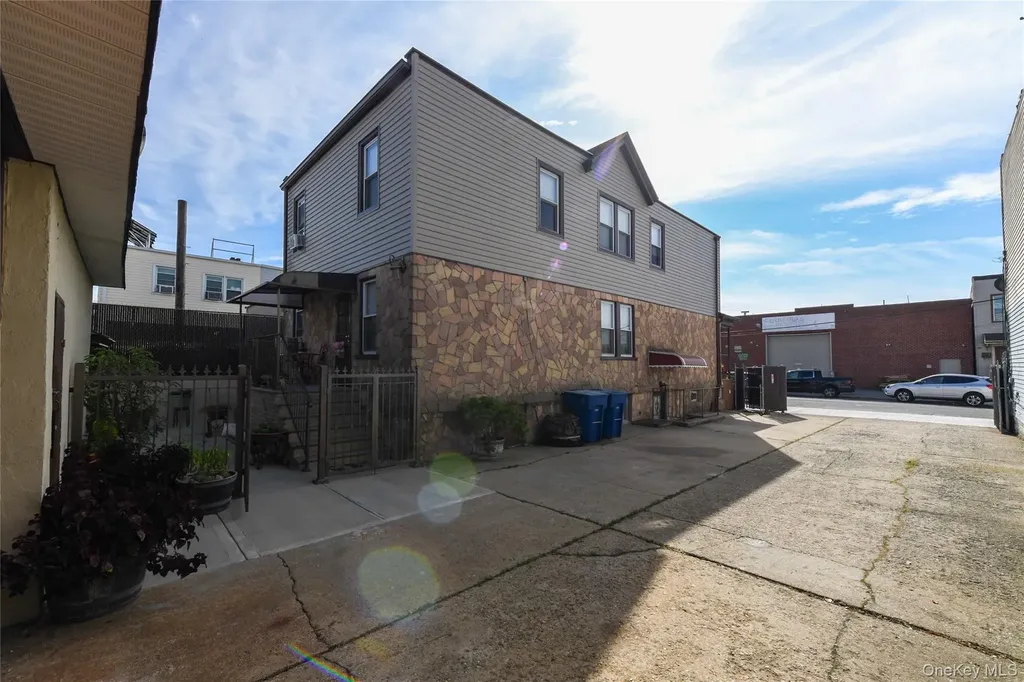 10109 97th Avenue Ozone Park NY 11416