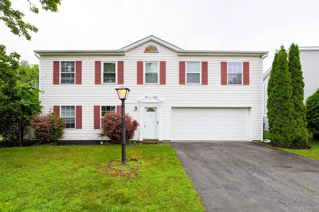 15 Pond Street Poughkeepsie NY 12603