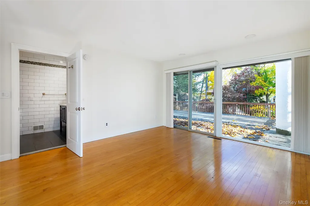 7 Ferris Lane Poughkeepsie NY 12601