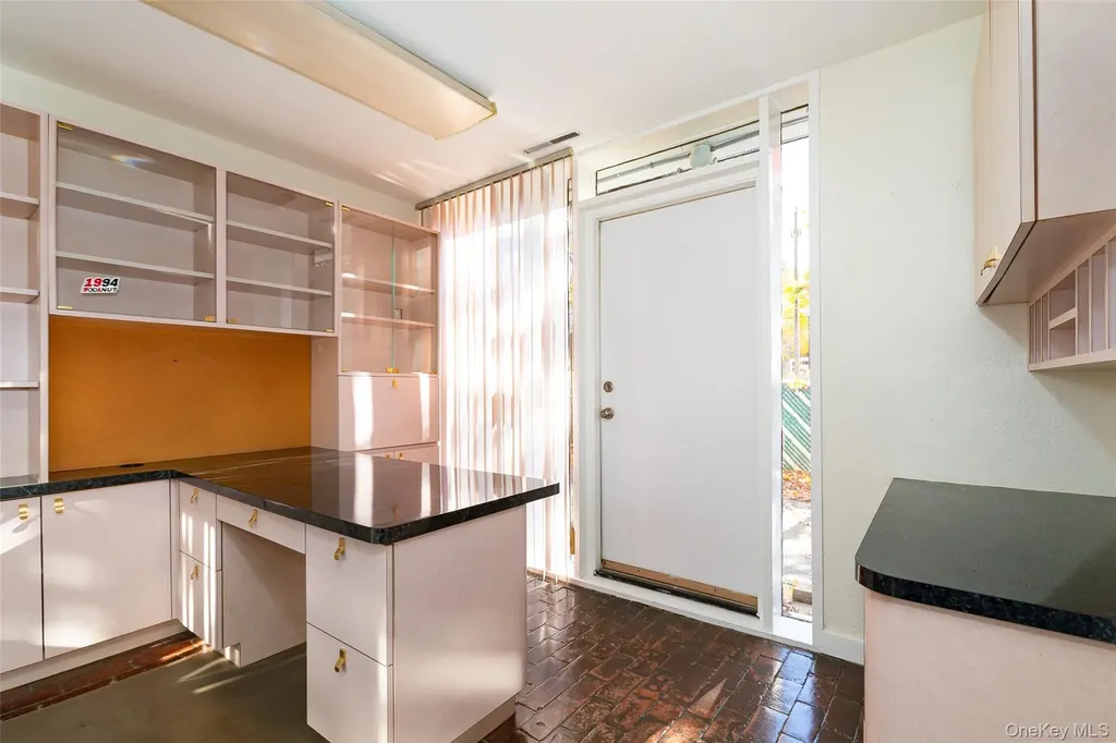 7 Ferris Lane Poughkeepsie NY 12601