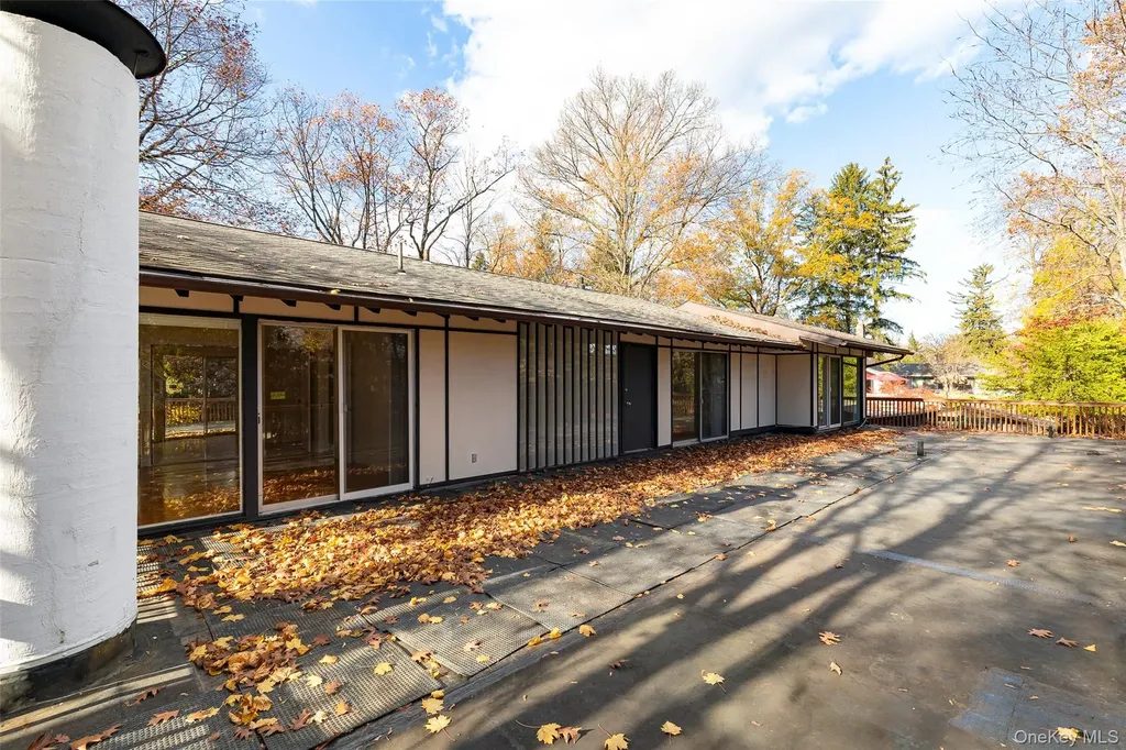 7 Ferris Lane Poughkeepsie NY 12601