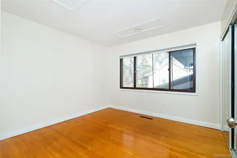 7 Ferris Lane Poughkeepsie NY 12601