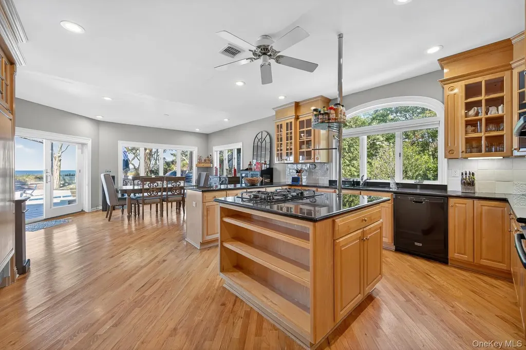 5 Penny Lane Saint James NY 11780