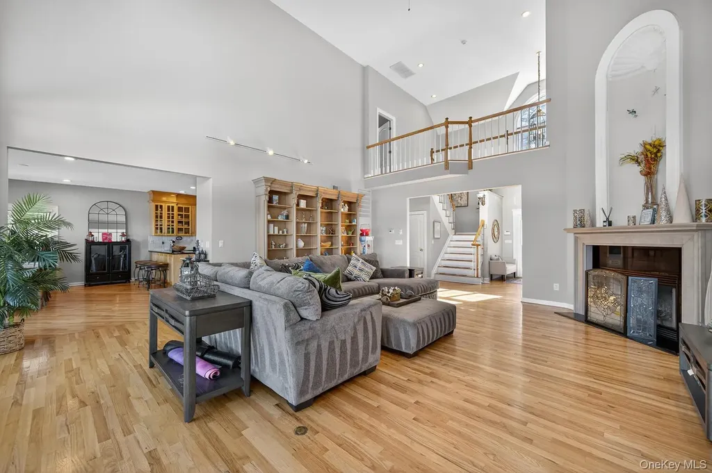 5 Penny Lane Saint James NY 11780