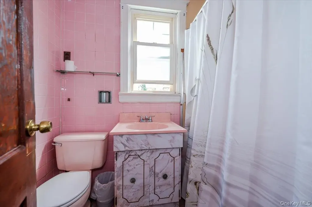 1 Oak Avenue Bronx NY 10465