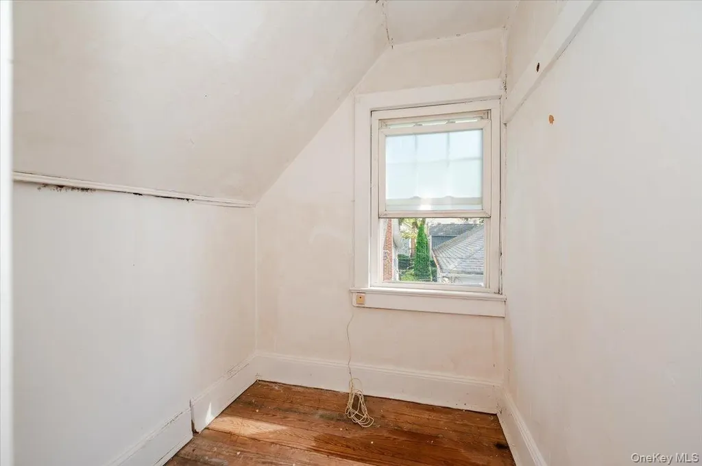 1 Oak Avenue Bronx NY 10465