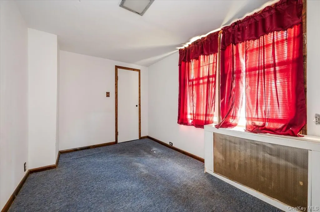 1 Oak Avenue Bronx NY 10465