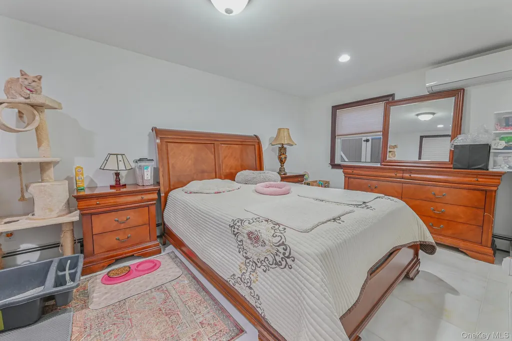 38 Quarry Lane Levittown NY 11756