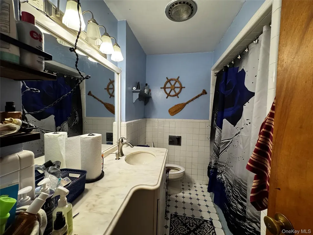 149 Phelps Lane North Babylon NY 11703
