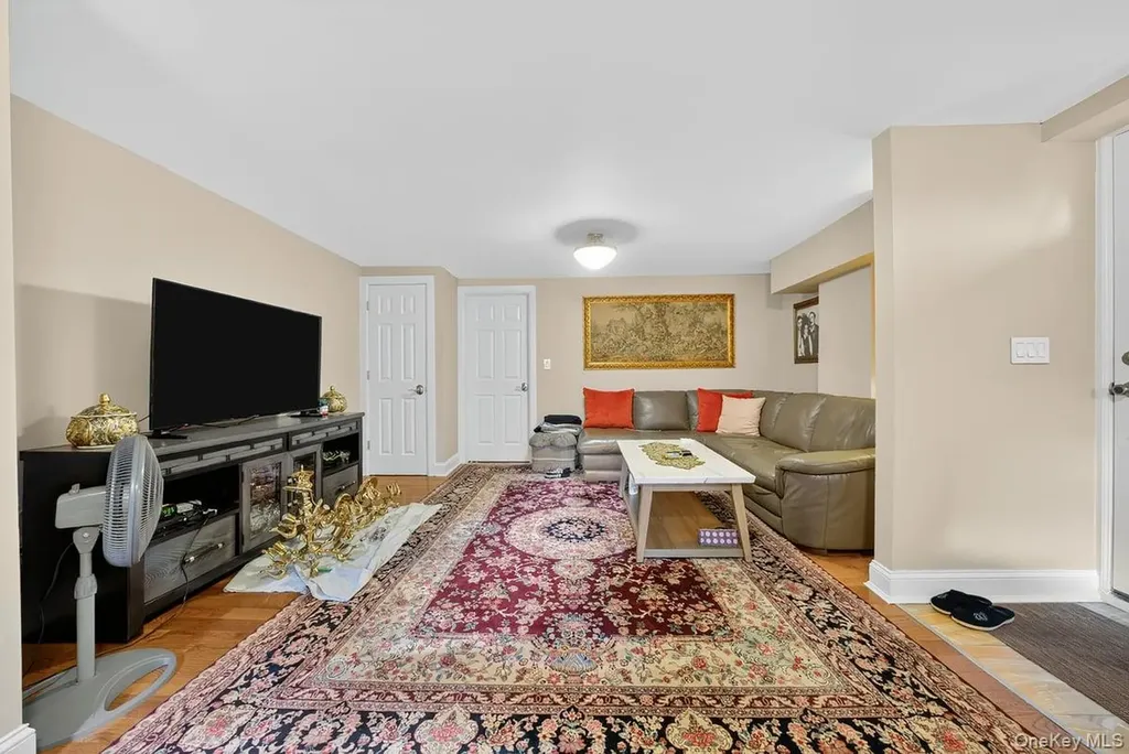 20 Ashford Place Yonkers NY 10701