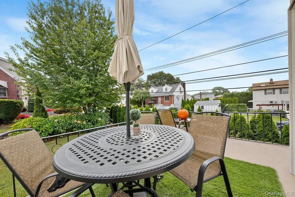 20 Ashford Place Yonkers NY 10701