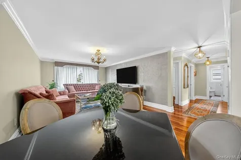 20 Ashford Place Yonkers NY 10701