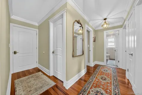 20 Ashford Place Yonkers NY 10701