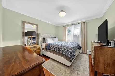 20 Ashford Place Yonkers NY 10701