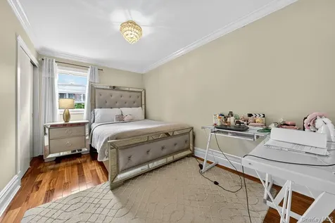 20 Ashford Place Yonkers NY 10701