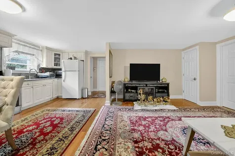 20 Ashford Place Yonkers NY 10701