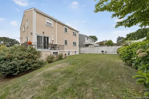 20 Ashford Place Yonkers NY 10701