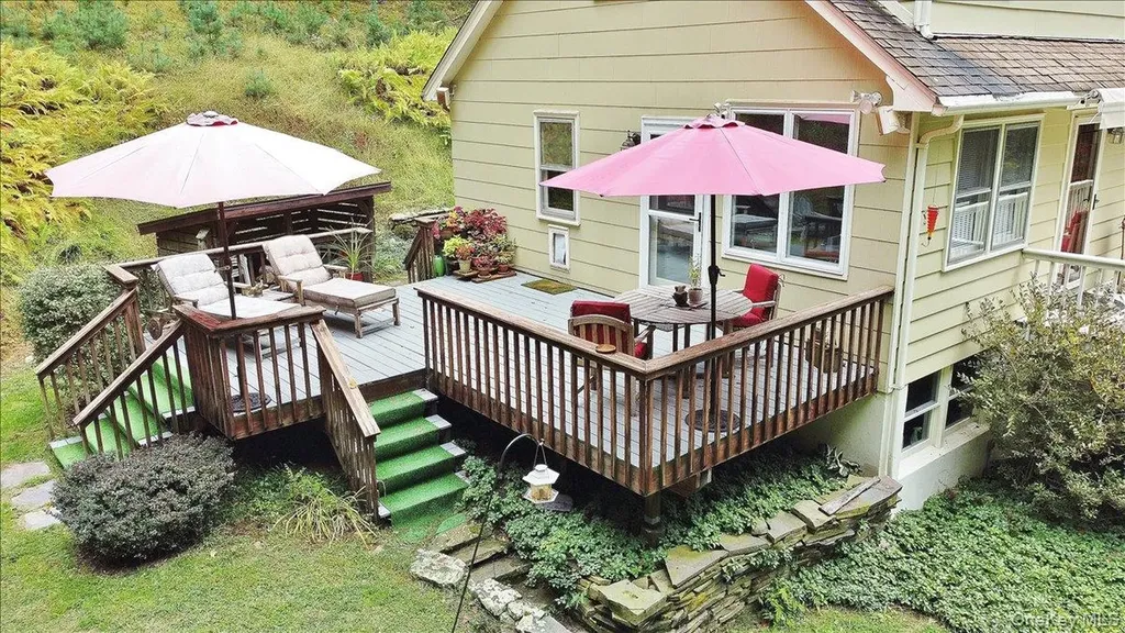 826 Buck Road Stone Ridge NY 12484