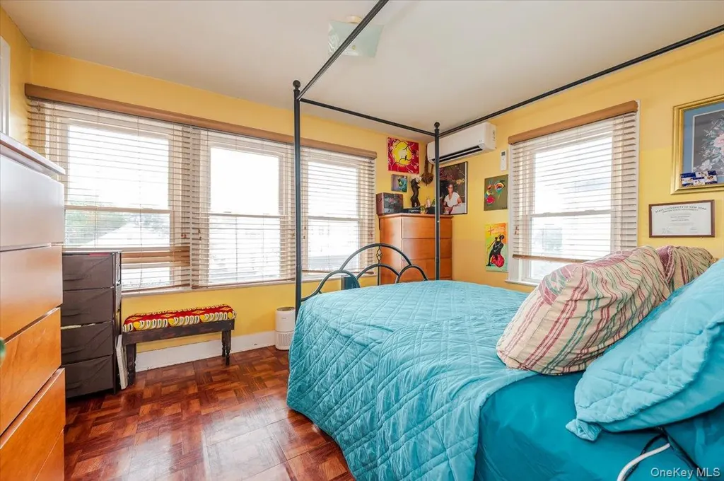 174 Hoffman Avenue Elmont NY 11003
