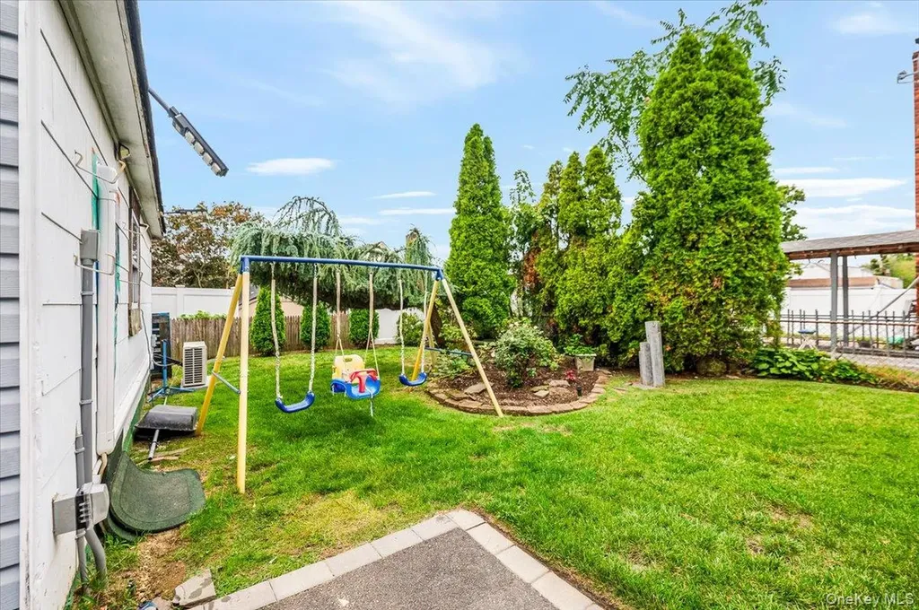174 Hoffman Avenue Elmont NY 11003