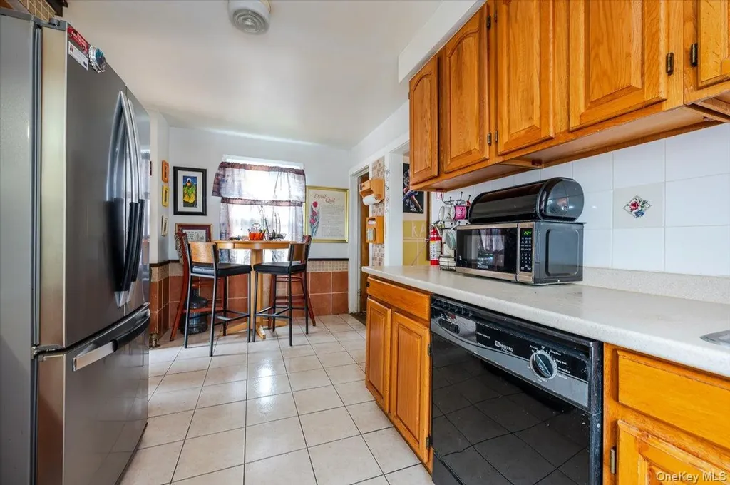 174 Hoffman Avenue Elmont NY 11003