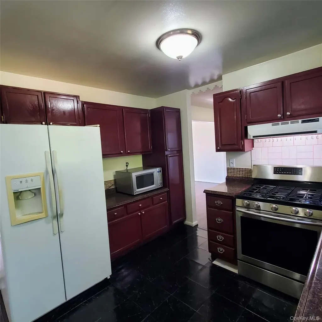 3 Hook Road Poughkeepsie NY 12601