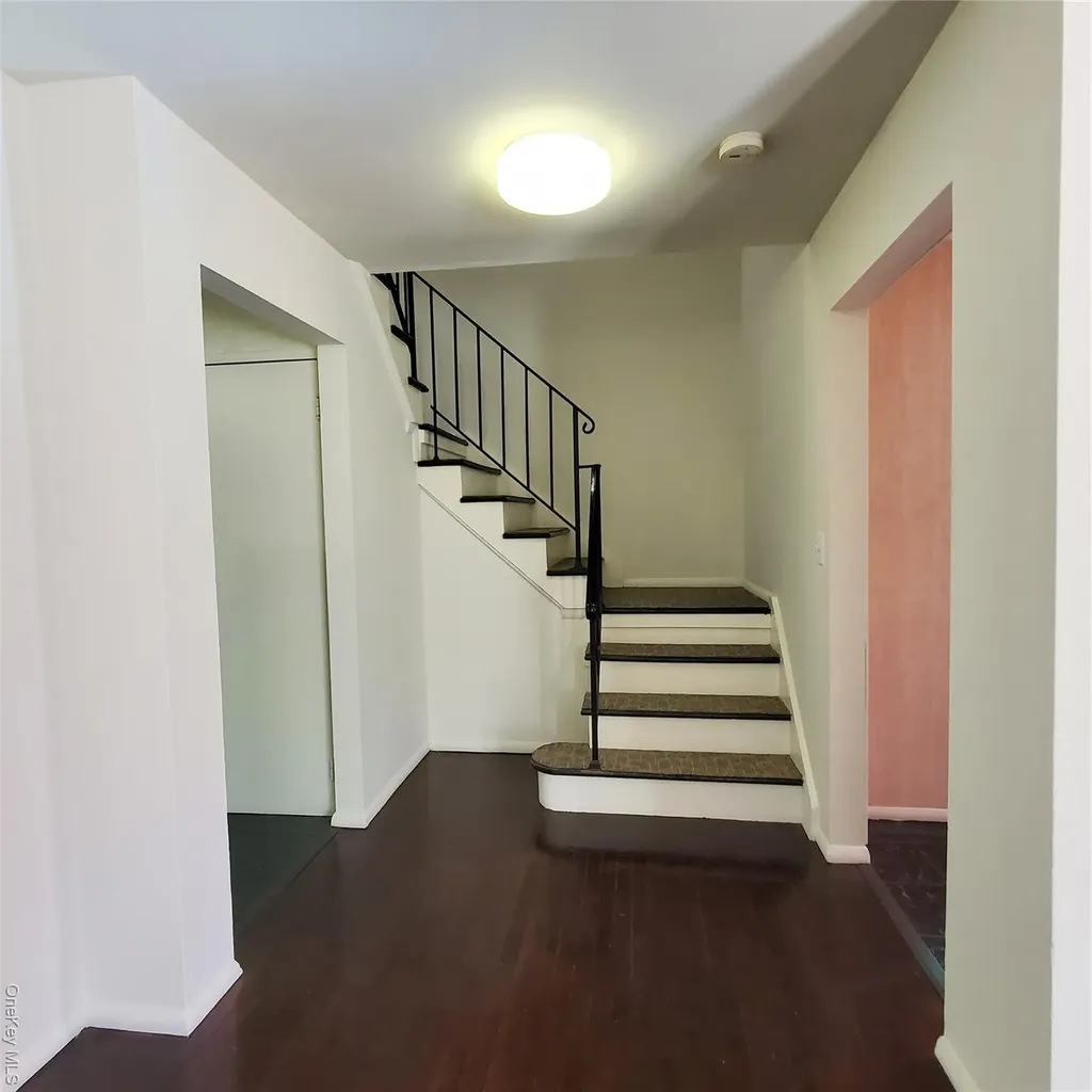 3 Hook Road Poughkeepsie NY 12601