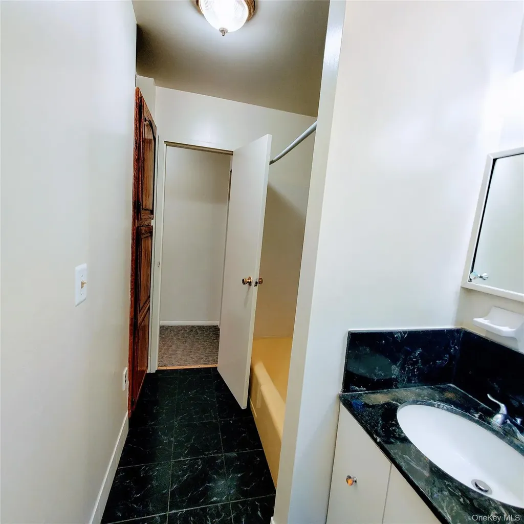 3 Hook Road Poughkeepsie NY 12601