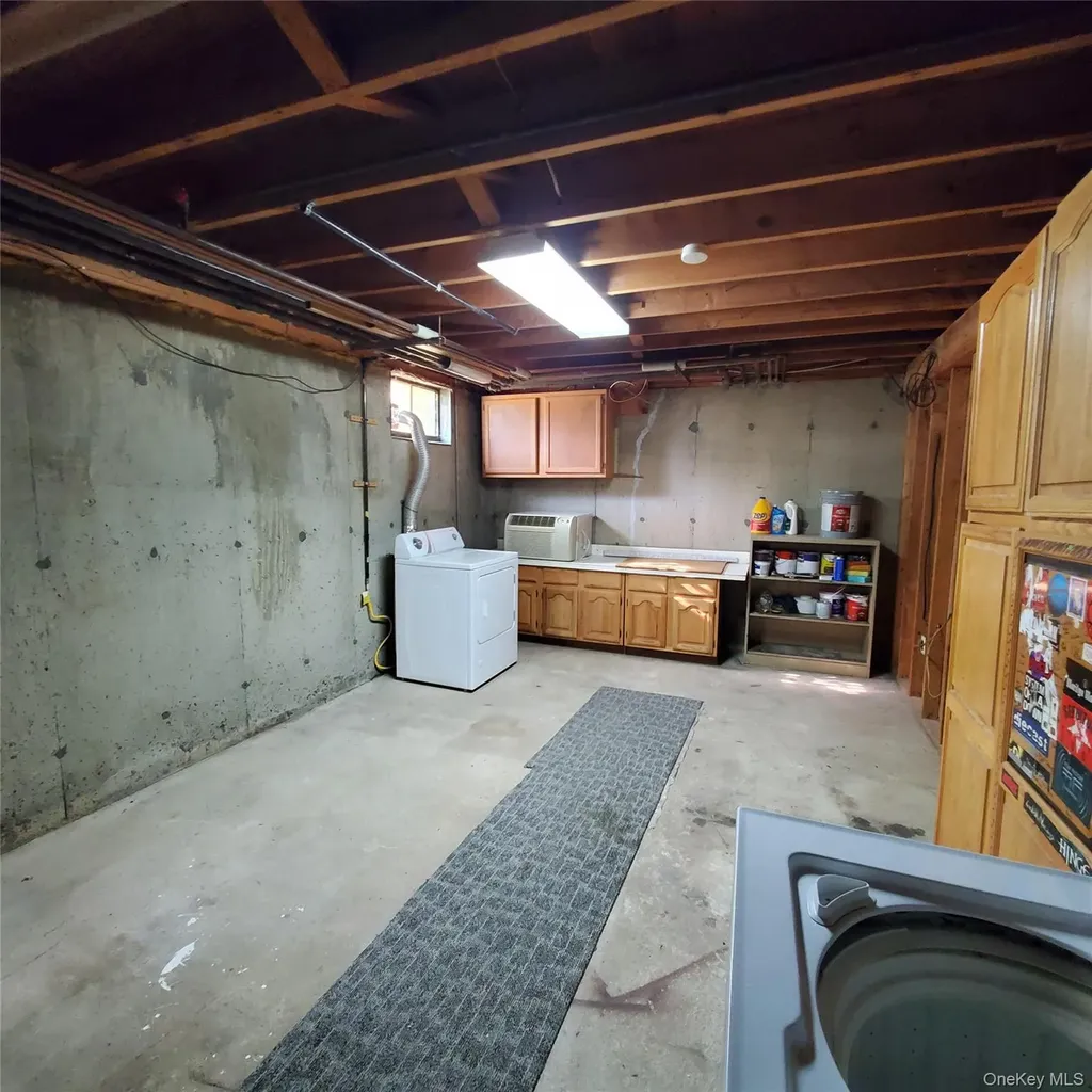 3 Hook Road Poughkeepsie NY 12601