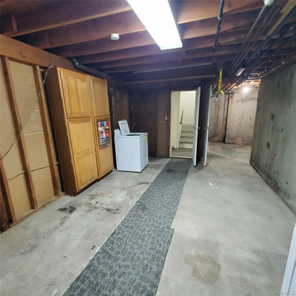 3 Hook Road Poughkeepsie NY 12601