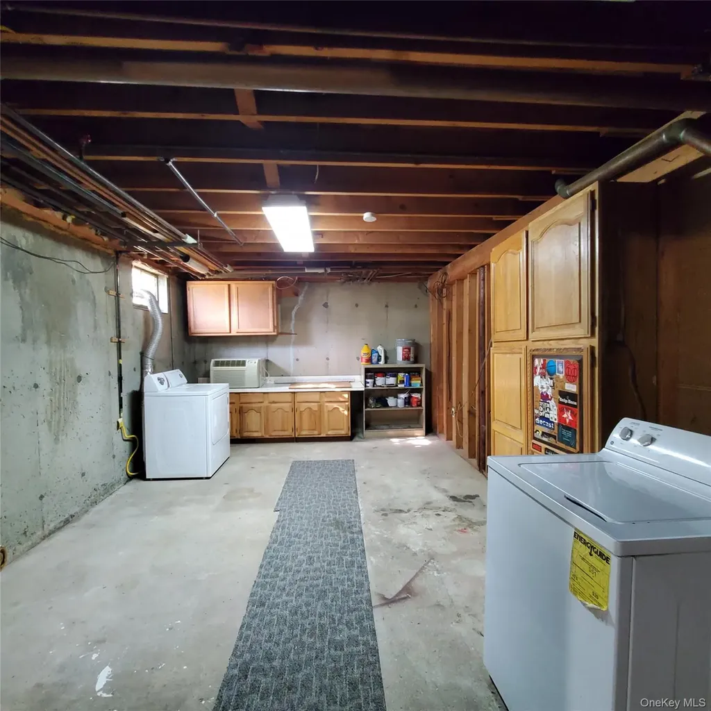 3 Hook Road Poughkeepsie NY 12601