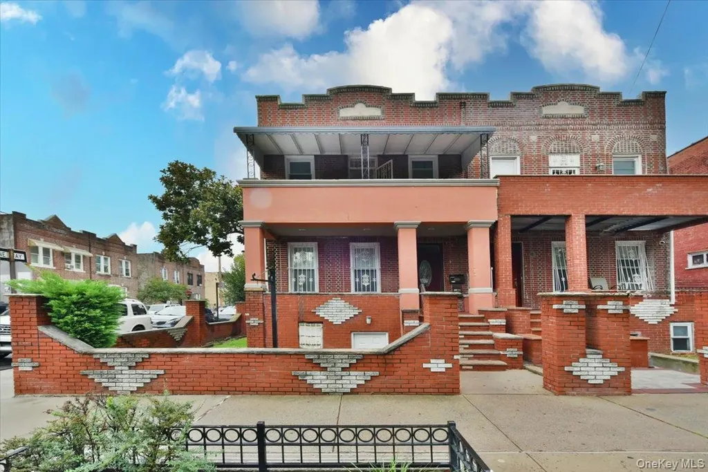 121 Riverdale Avenue Brooklyn NY 11212