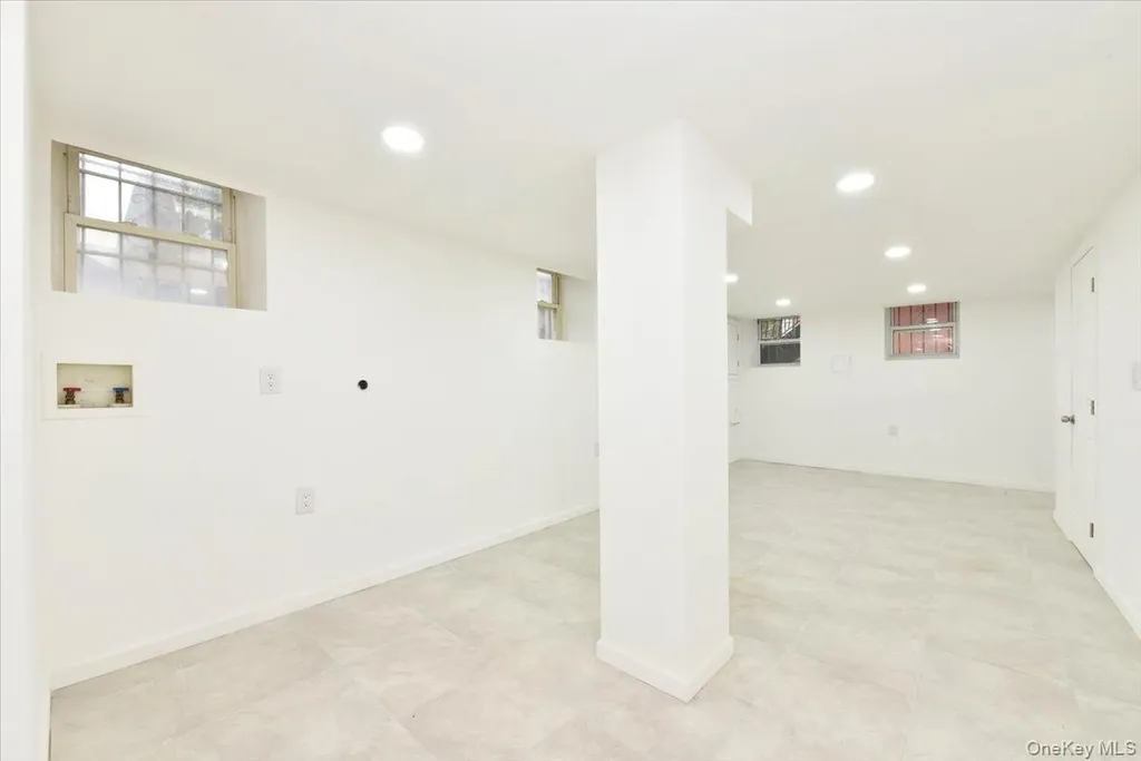 121 Riverdale Avenue Brooklyn NY 11212