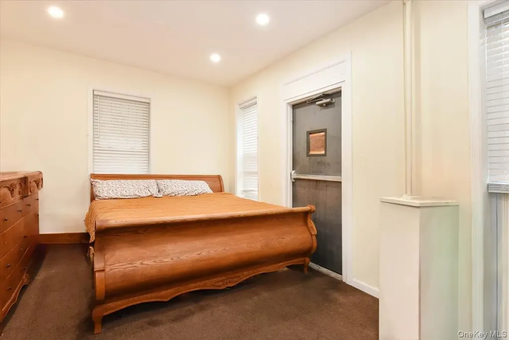 121 Riverdale Avenue Brooklyn NY 11212