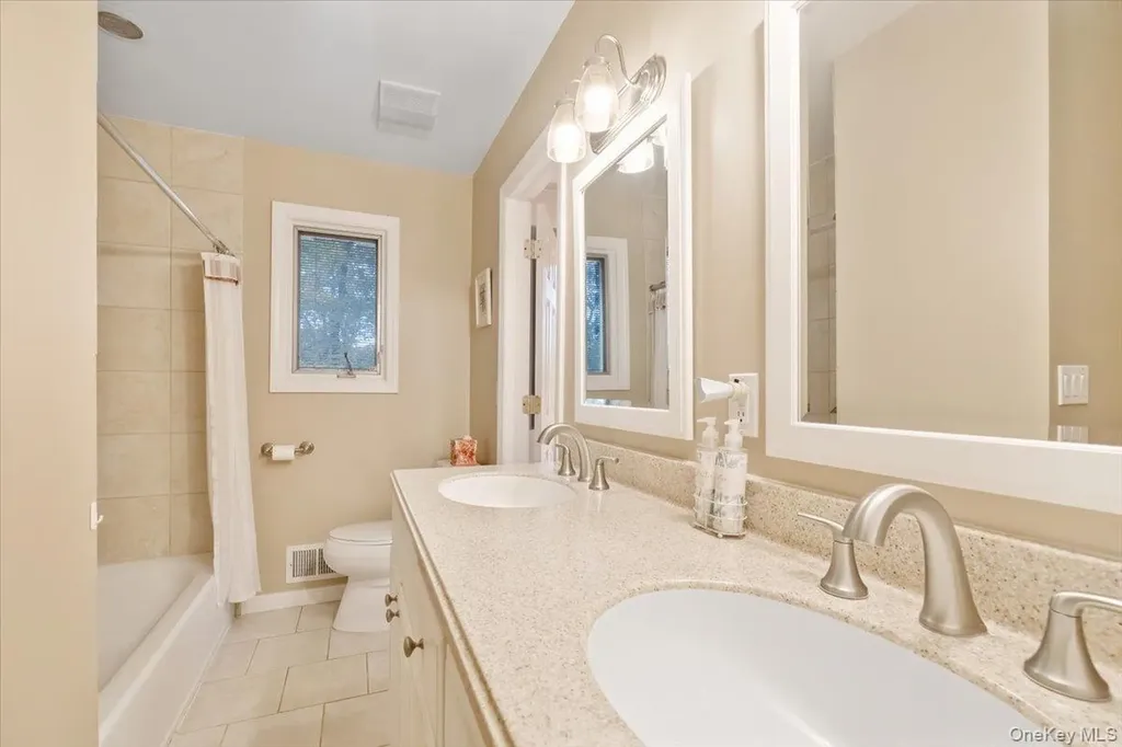 26 Van Terrace Sparkill NY 10976