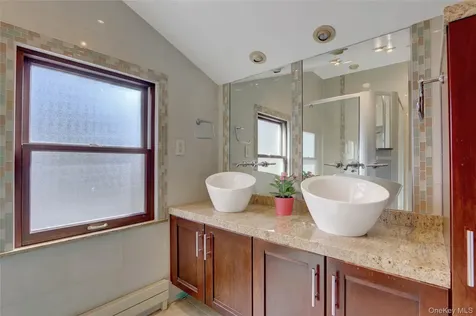 85-16 250th Street Bellerose NY 11426