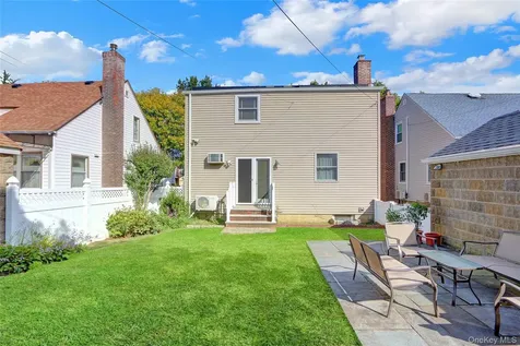 85-16 250th Street Bellerose NY 11426