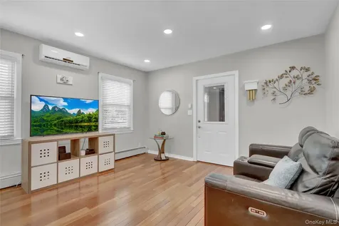 85-16 250th Street Bellerose NY 11426