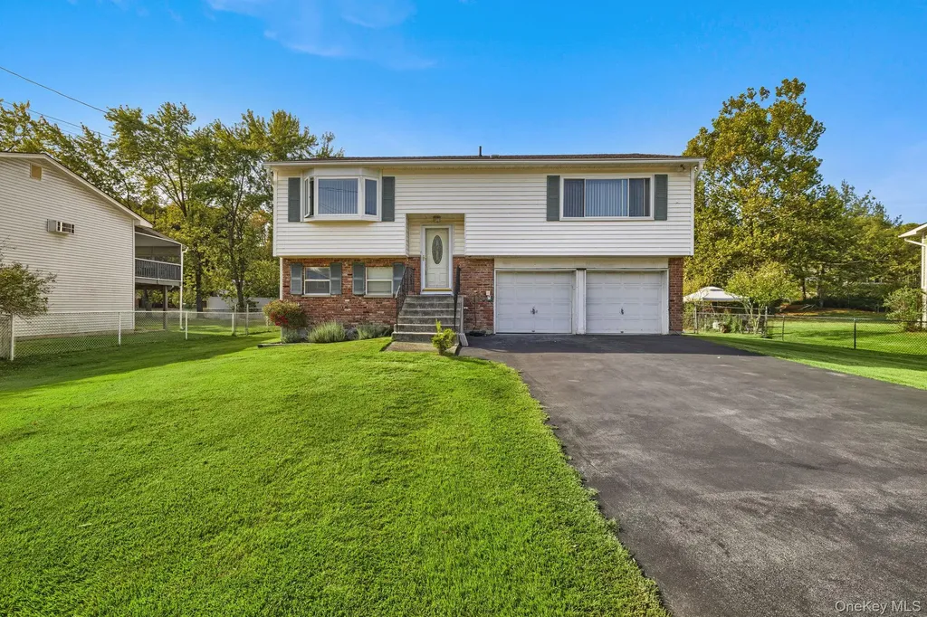 3 Shelley Road Poughkeepsie NY 12603