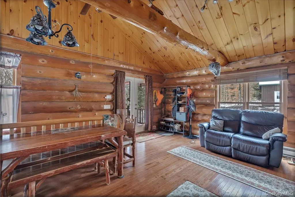 465 Barlow Road Call Listing Agent NY 12078