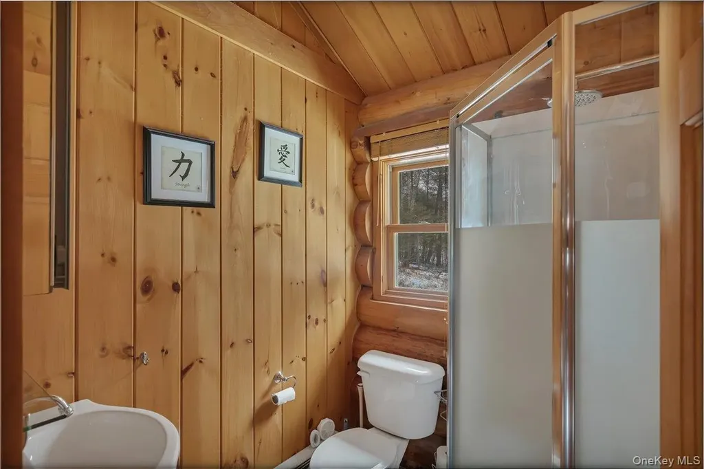 465 Barlow Road Call Listing Agent NY 12078