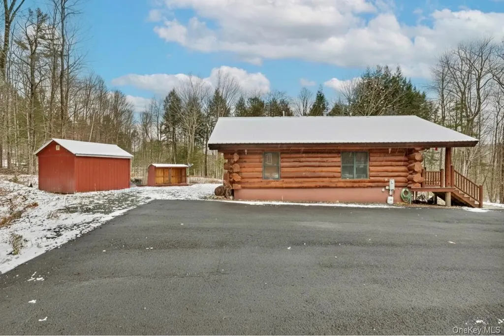 465 Barlow Road Call Listing Agent NY 12078