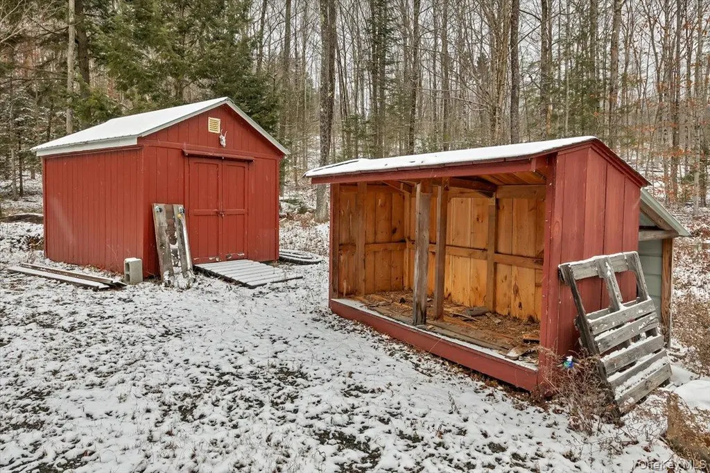 465 Barlow Road Call Listing Agent NY 12078