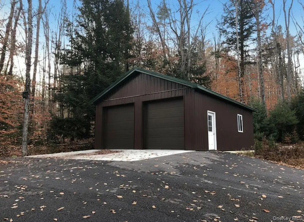 465 Barlow Road Call Listing Agent NY 12078