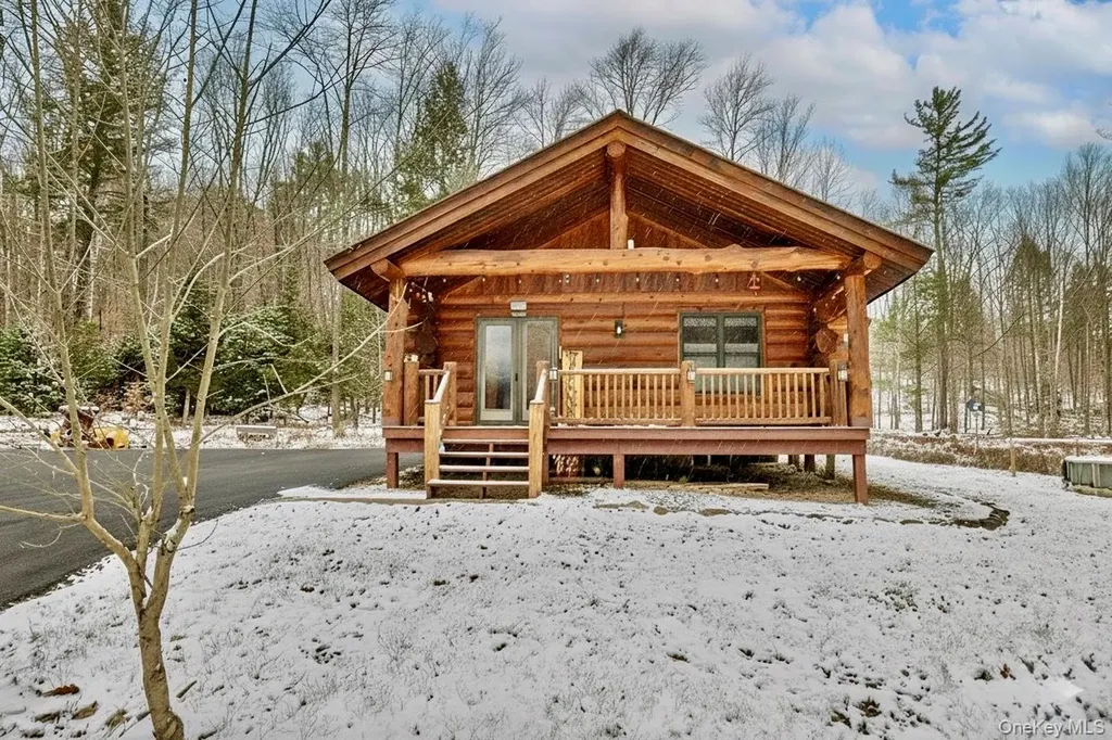 465 Barlow Road Call Listing Agent NY 12078