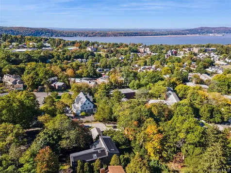 15 Keller Lane Dobbs Ferry NY 10522